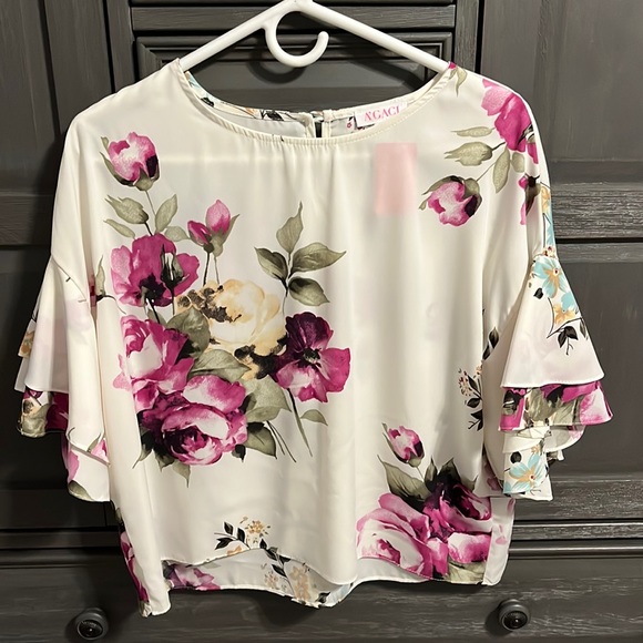 a'gaci | Tops | Nwt Agaci Floral Blouse | Poshmark